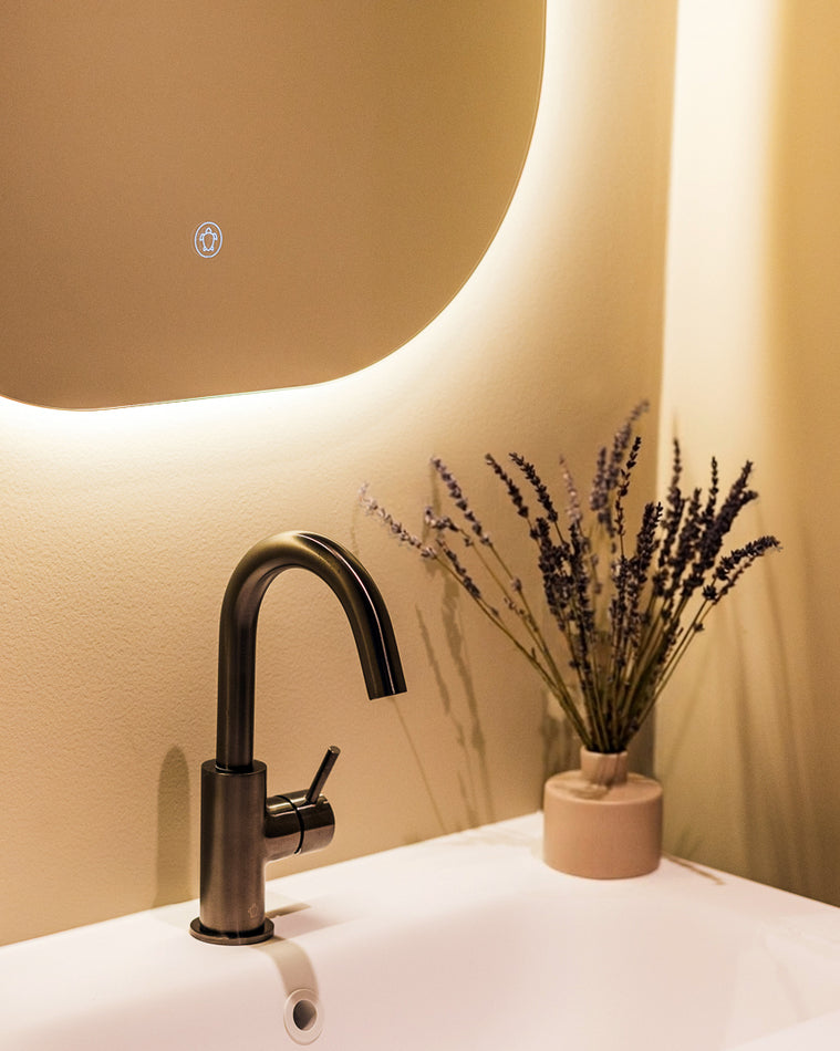 Tuvalu wastafelmengkraan met draaibaare uitloop, bladmontage